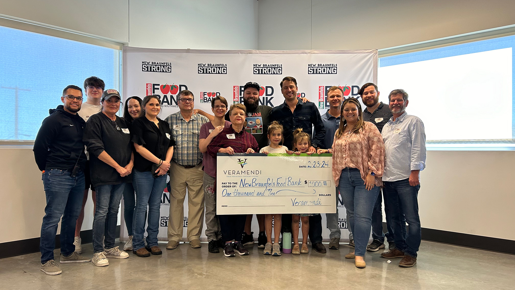Veramendi Lends a Helping Hand at New Braunfels Food Bank